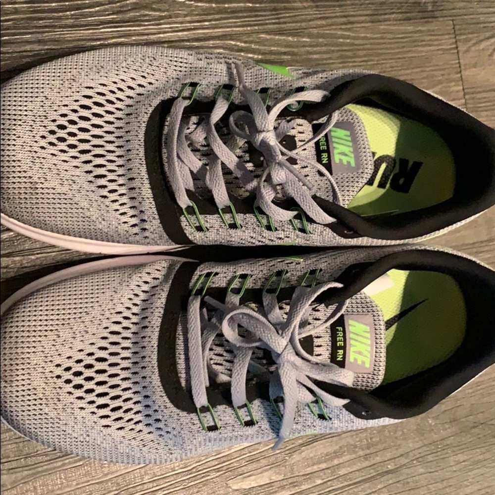 Shoes - Picture 5 of 5